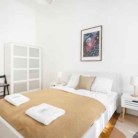 Sunny Colors Apartment Budapest Exterior photo